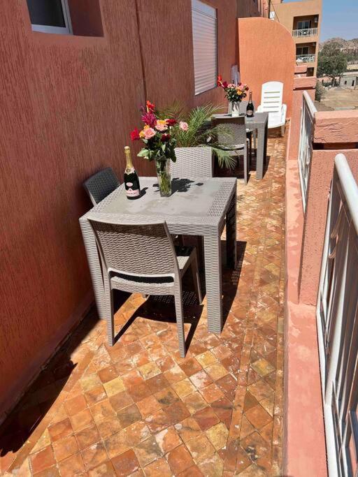 Appartement Haut Standing 3 Chambres Avec Terasse Quartier Gueliz Hivernage A Marrakech I19 مراكش المظهر الخارجي الصورة
