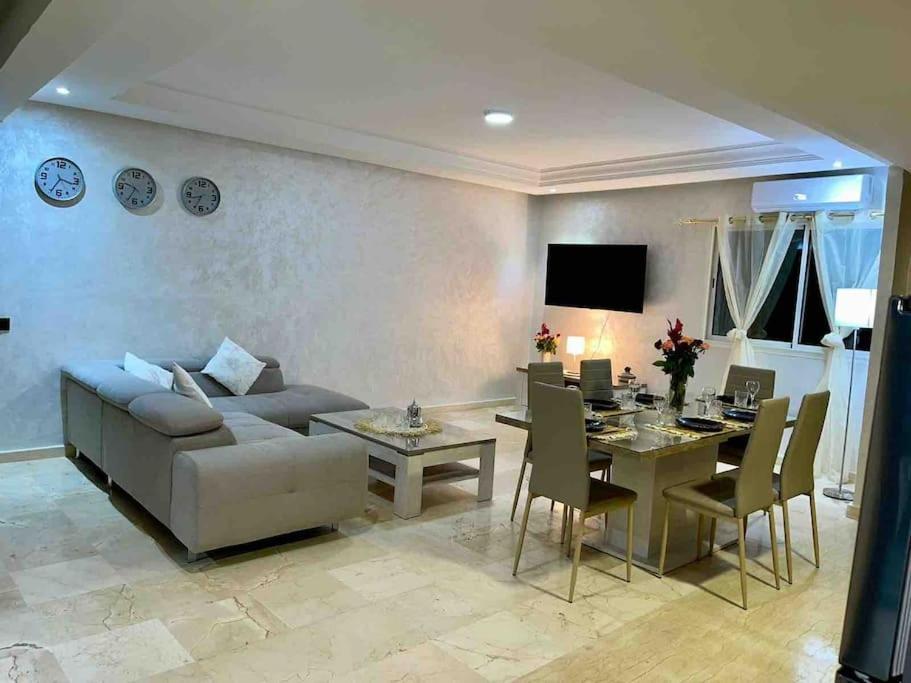 Appartement Haut Standing 3 Chambres Avec Terasse Quartier Gueliz Hivernage A Marrakech I19 مراكش المظهر الخارجي الصورة